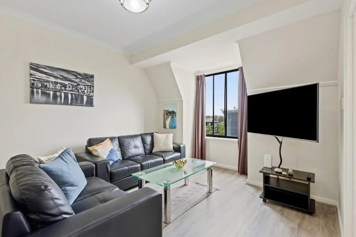 East Perth Apartment With Free Wi-Fi And Parking